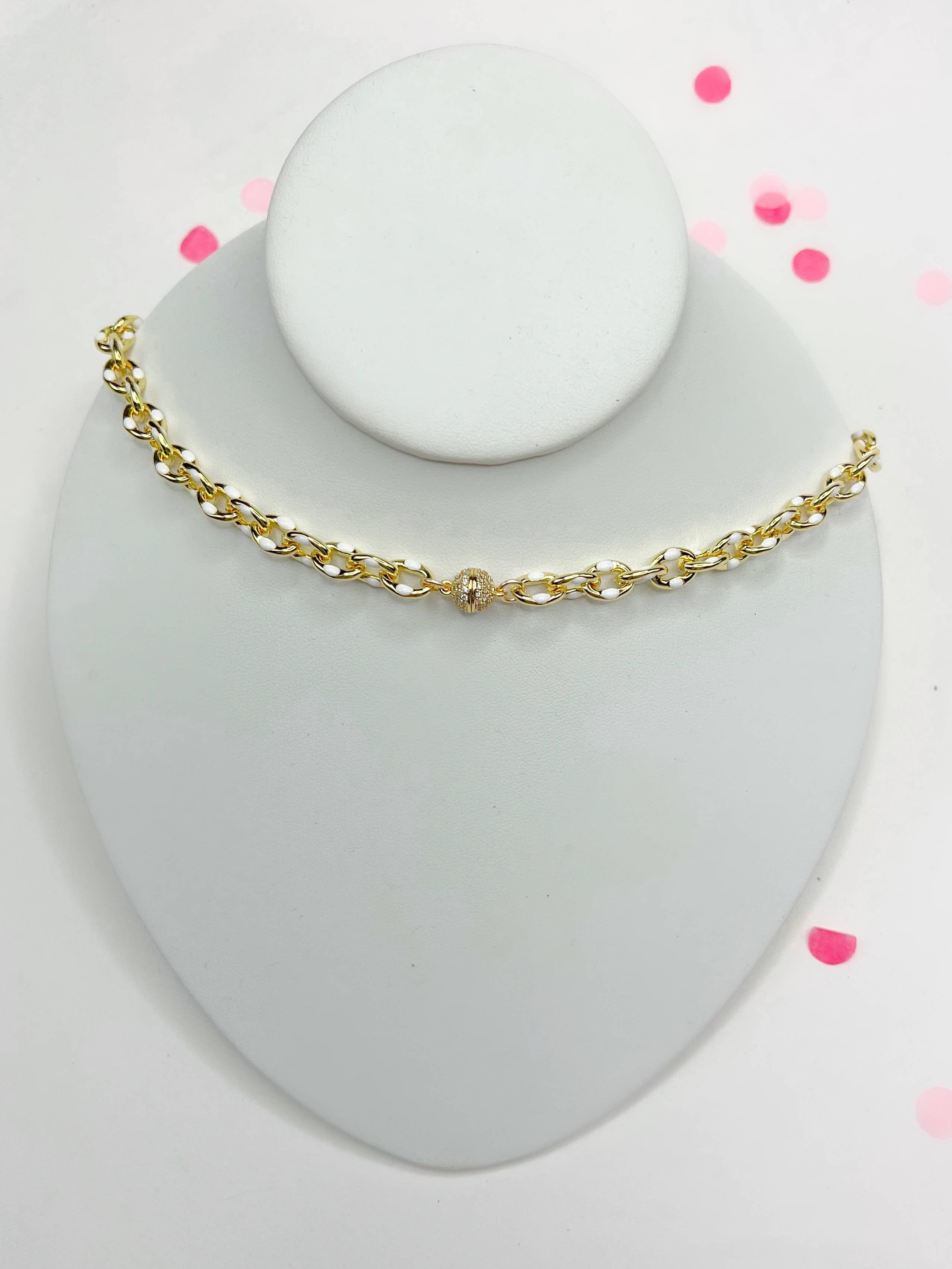Ezzy Choker