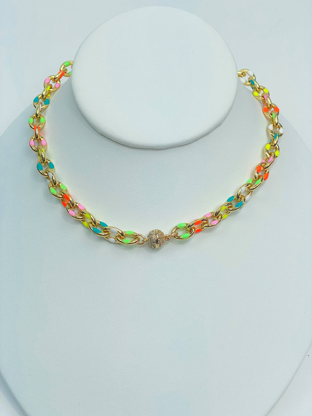 Ezzy Choker